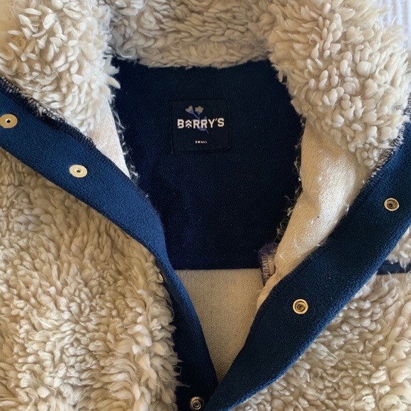 Barry’s Bootcamp Sherpa Jacket - Picture 2 of 3